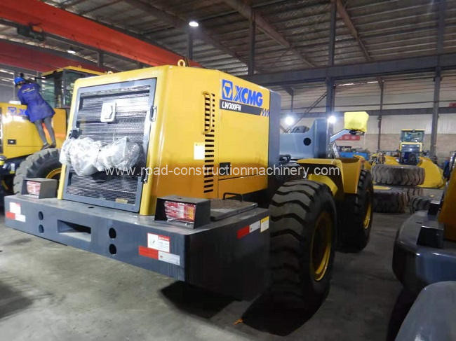 trường hợp công ty mới nhất về Ghana- 1 đơn vị tải bánh xe 3 tấn LW300FN